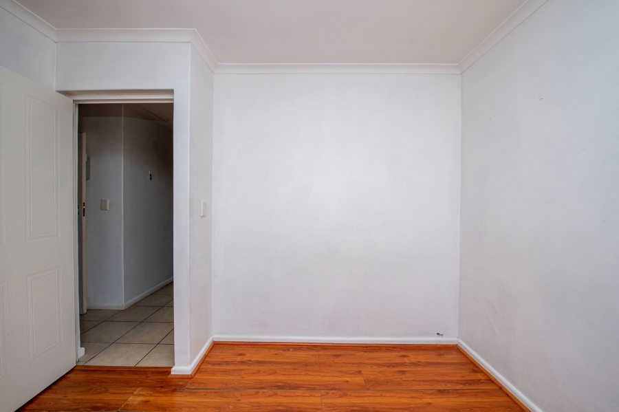 1 Bedroom Property for Sale in Silver Oaks Western Cape